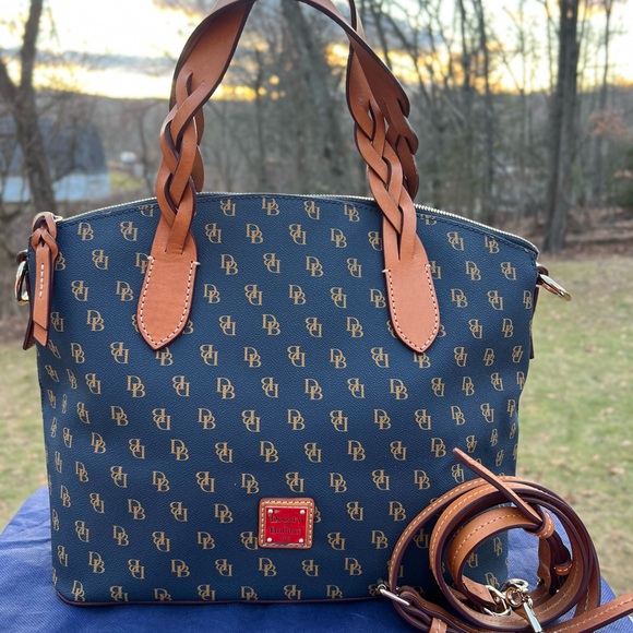 DOONEY AND BOURKE BLAKELY CELESTE SIGNATURE LOGO SATCHEL - Picture 12 of 12